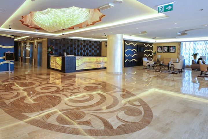 Guest Lobby