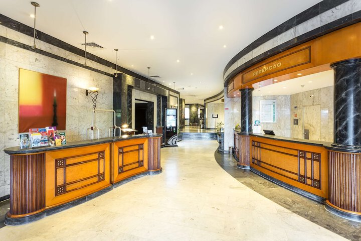 Concierge desk