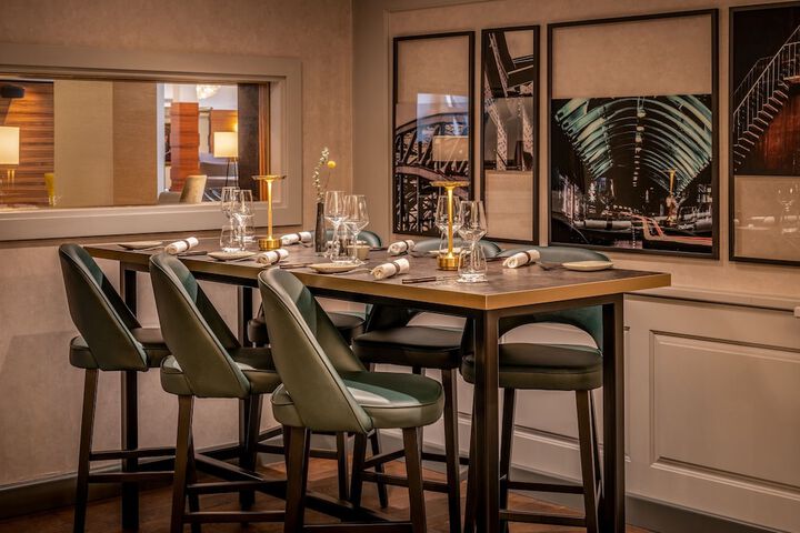 Dining 52 of 117