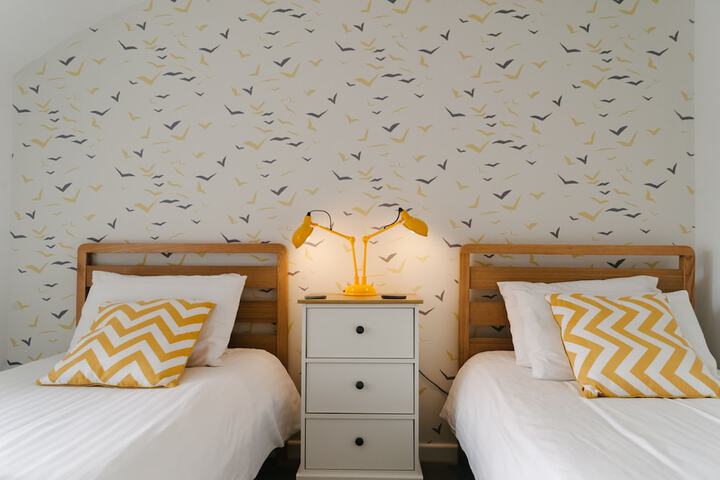 Room 13 of 47