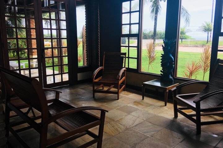 Entrance & Lobby