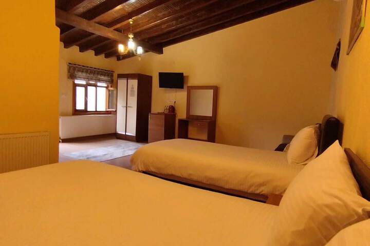Room 20 of 78