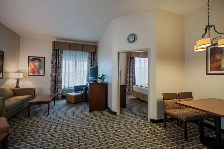 1 King Standard Extra Floor Space (10 of 28)