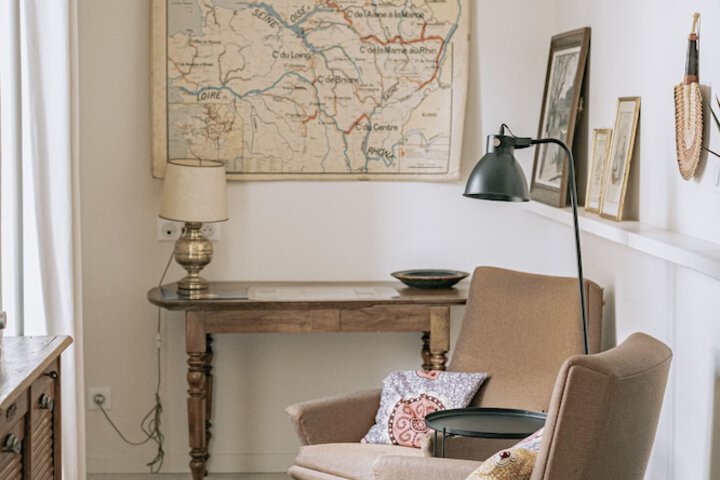 Room 4 of 34