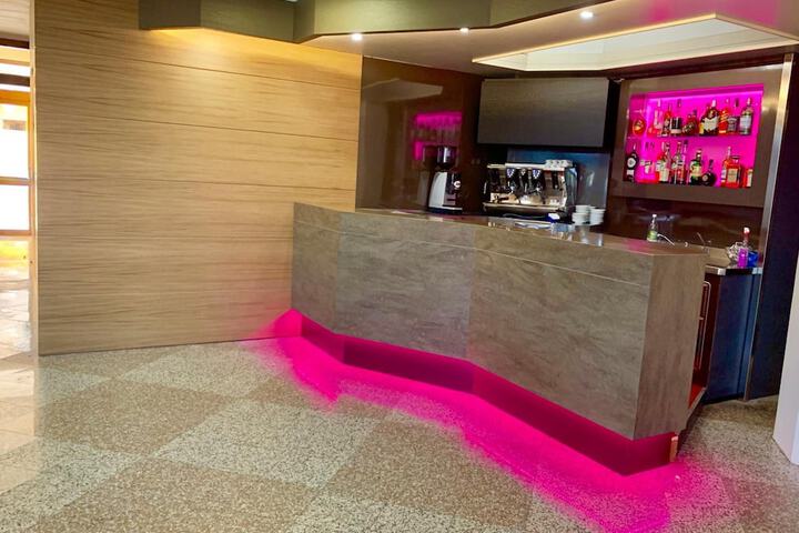 Guest Lobby