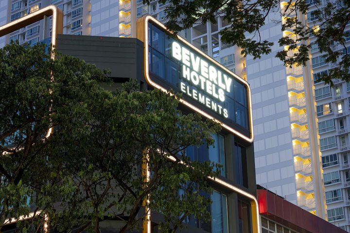 Hotel 27 of 33