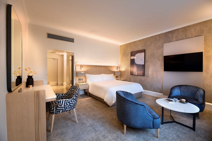 Room 29 of 73