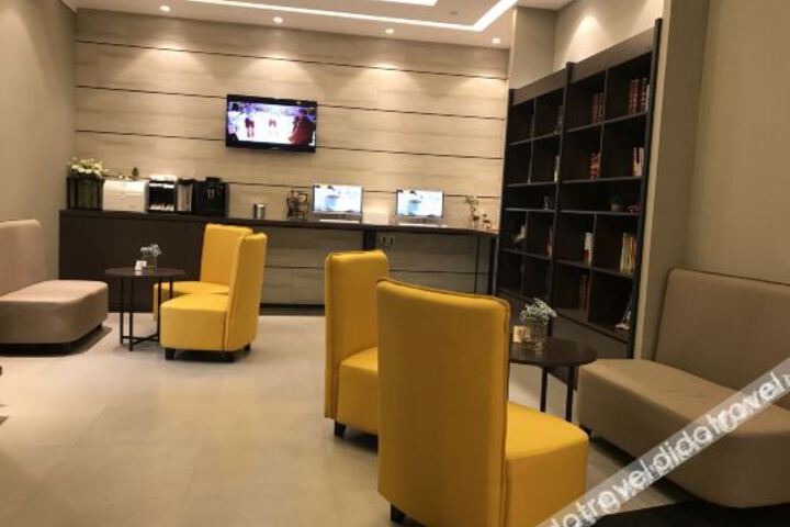 Hotel Interior 9 of 20
