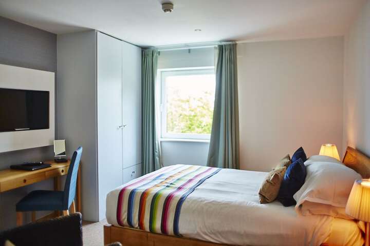 Room 6 of 58