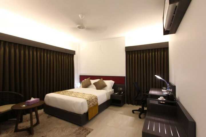 Room 2 of 19