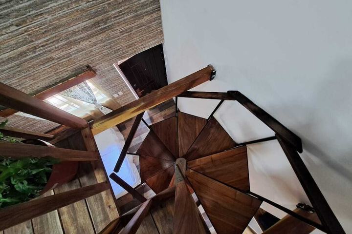 Room 18 of 35