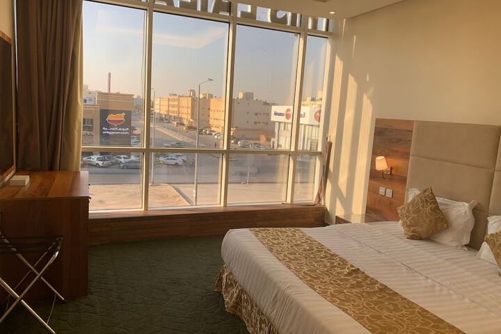 Room 5 of 19