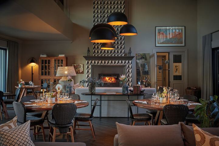 Dining 89 of 119
