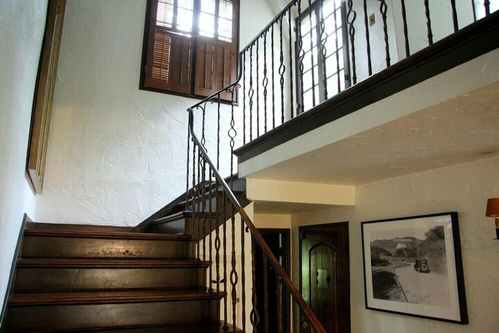 Hotel Interior 28 of 33