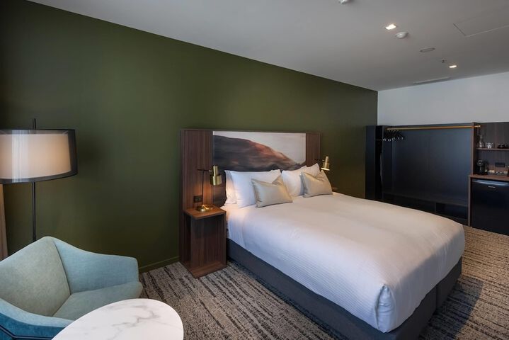 Room 10 of 69