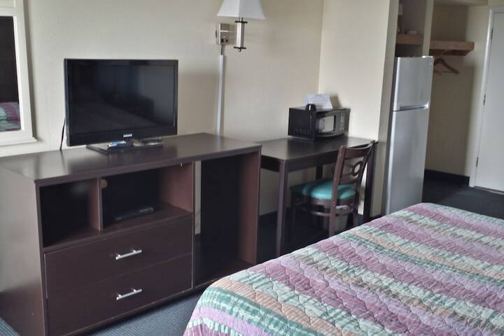 Room 11 of 50