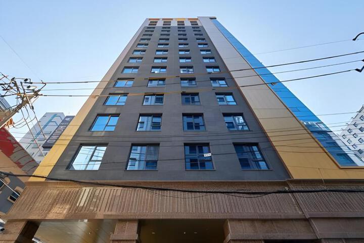 Exterior of Hound Hotel Seoul National University station Branch