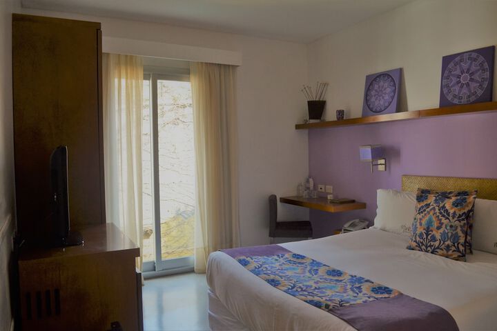 Room 29 of 124
