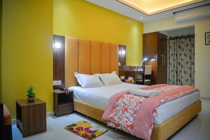 Room 18 of 30