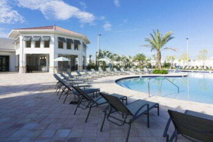 Pool 104 of 157