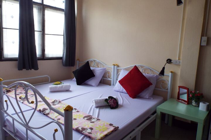 Room 8 of 62