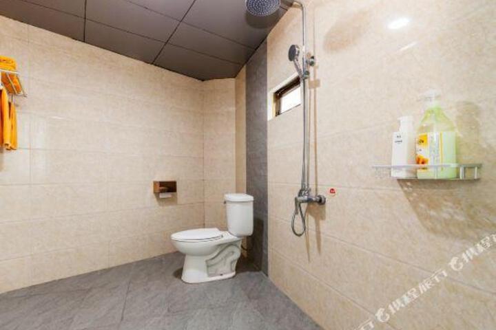 Yinggu Hotel