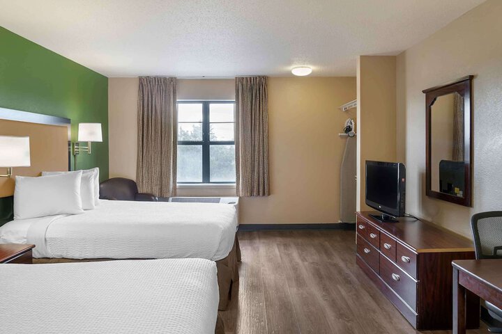 Studio 2 Double Beds (3 of 5)