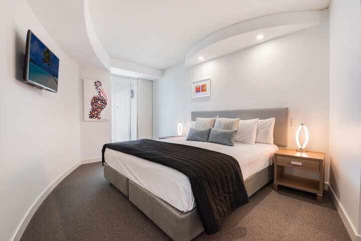 Room 9 of 49