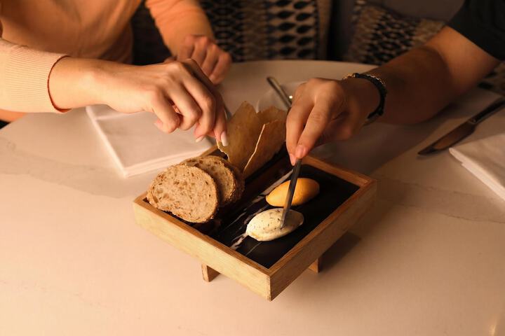 Dining 120 of 209
