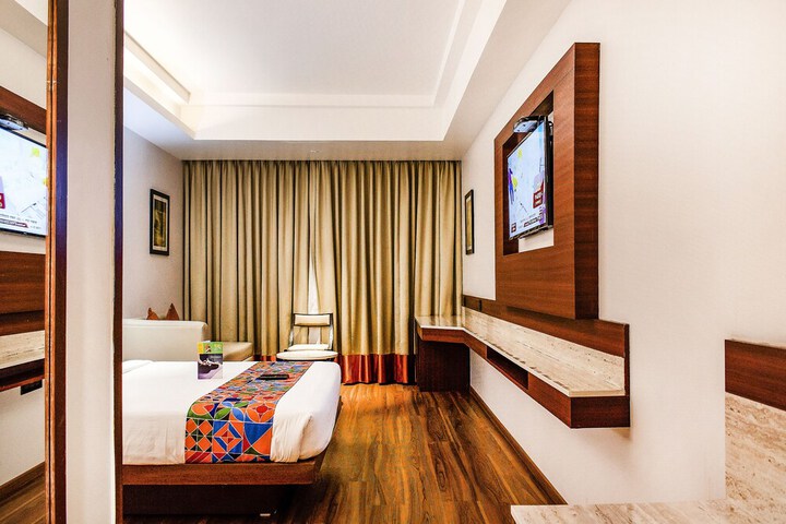 Room 19 of 27