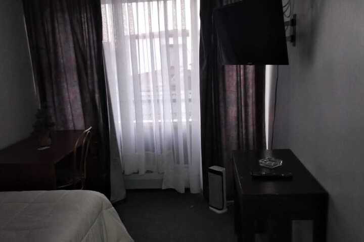 Room 63 of 95