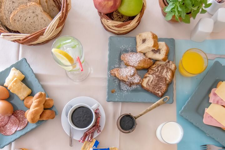 Breakfast/Coffee Service 65 of 94