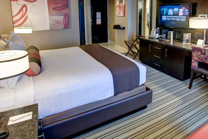 Luxury King Bed (1 of 21)