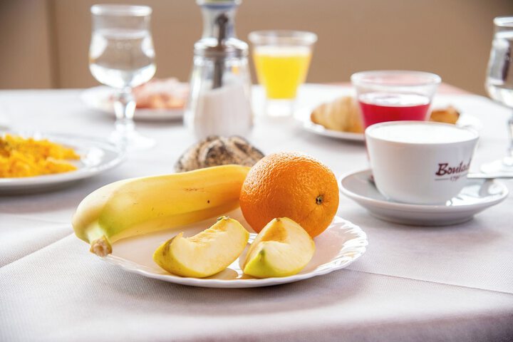 Breakfast/Coffee Service 69 of 85