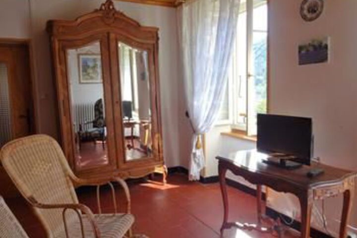 Room 14 of 21