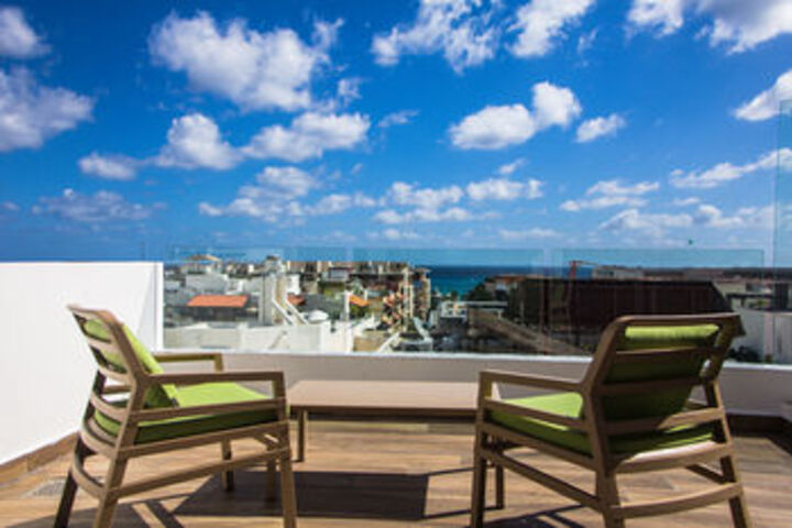 Terrace/Patio 2 of 32