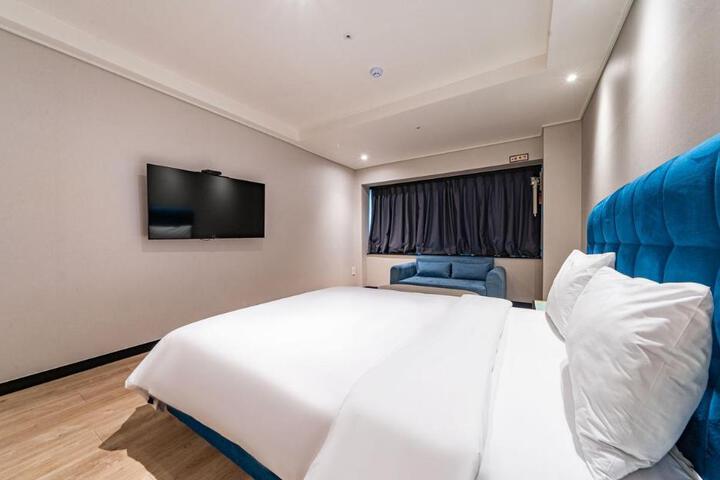 Suite Room