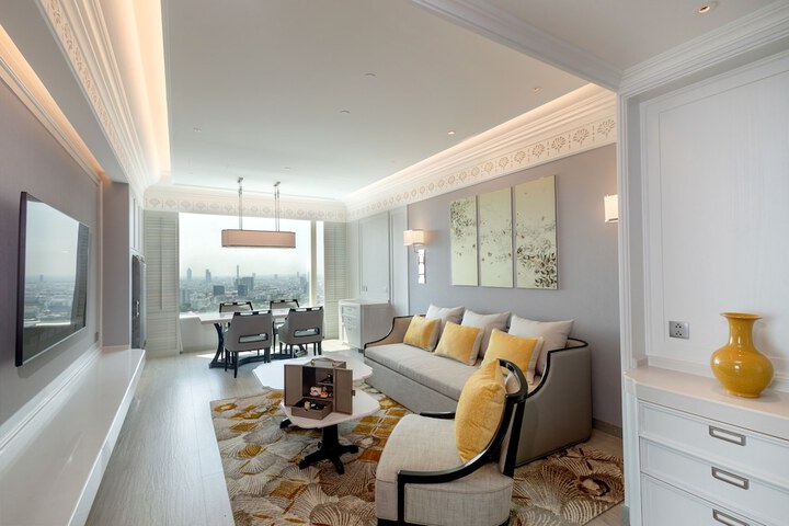 Room 14 of 100