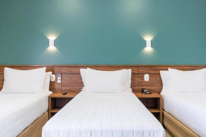 Room 20 of 103