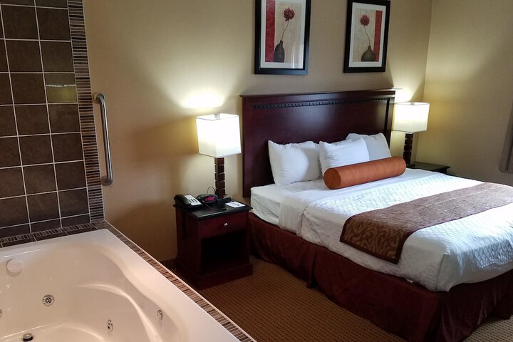 Private spa tub