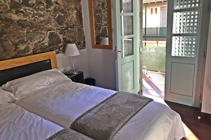 Room 8 of 39