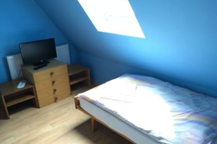 Room 19 of 34
