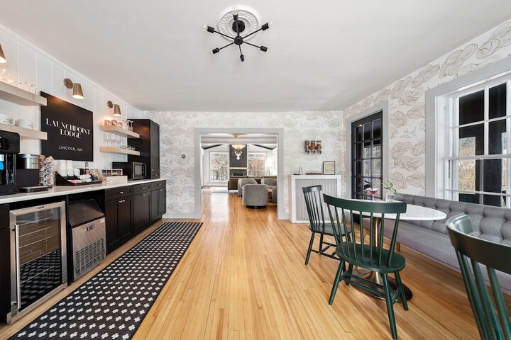 Hotel Interior 17 of 111