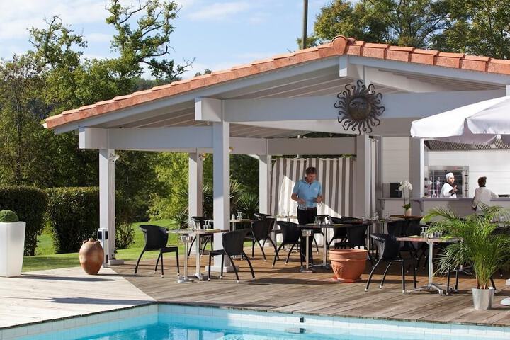 Terrace/Patio 23 of 29
