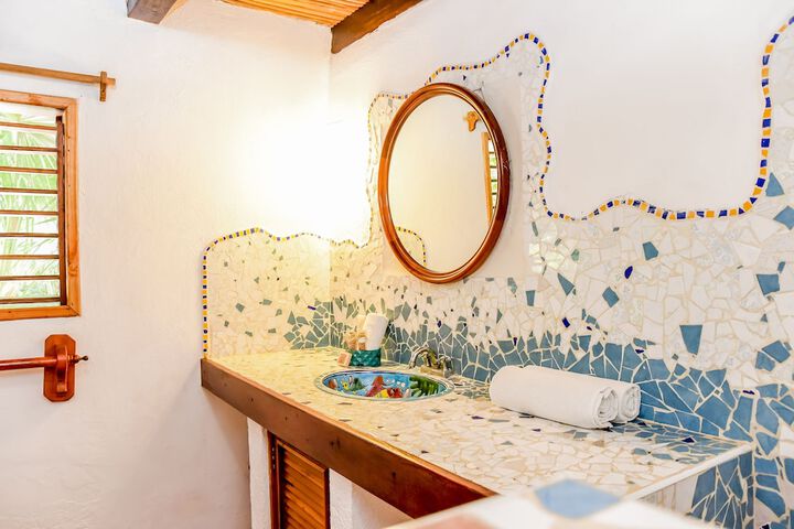 Room 95 of 136
