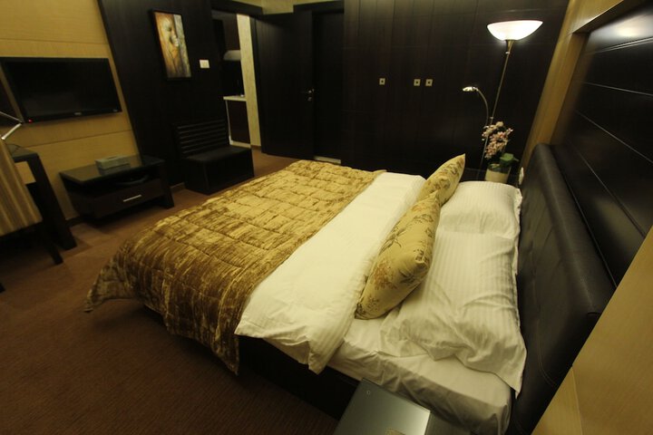 Room 12 of 67
