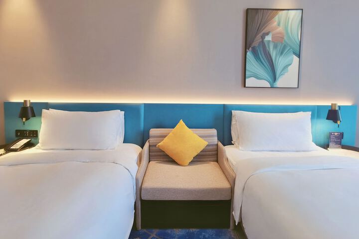 Room 15 of 67
