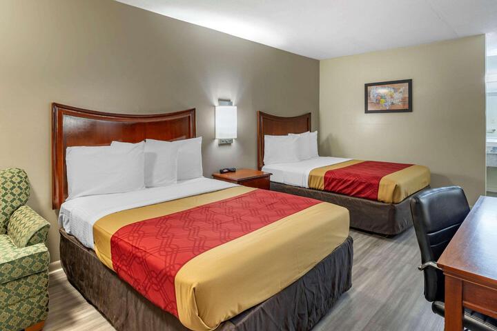 2 Double Beds (2 of 7)