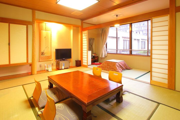 Room 8 of 61