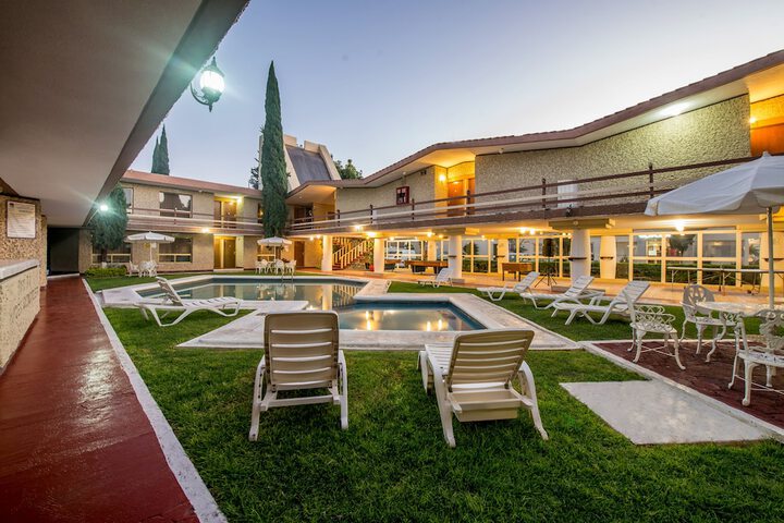 Pools & Facilities